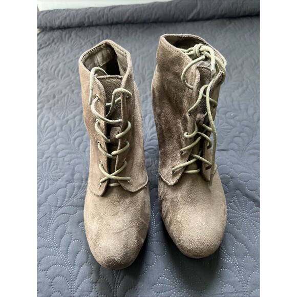 Forever Camille-86 Chunky Heel Platform Lace Up Ankle Booties Taupe SZ 8.5 NWOB - Picture 1 of 13